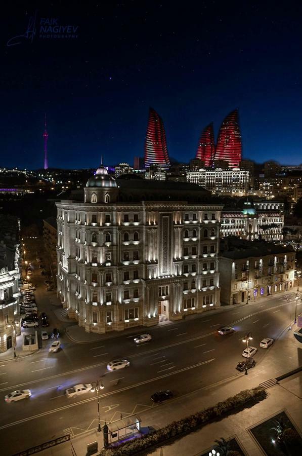 Azneft Square Flame Towers View Apartment Baku Exterior foto